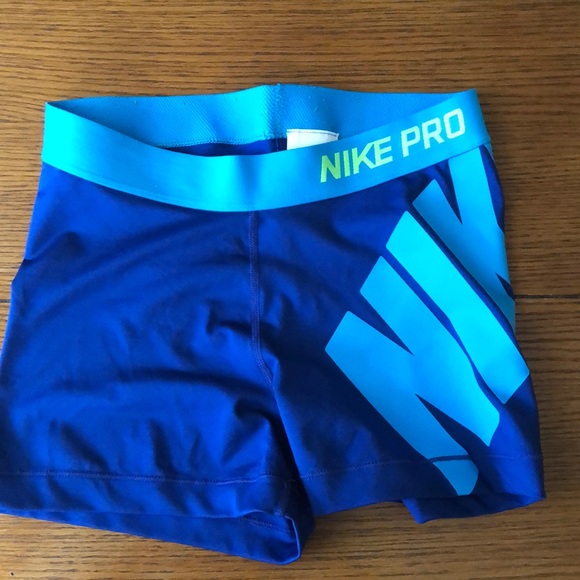 Nike pro compression shorts - Picture 3 of 3